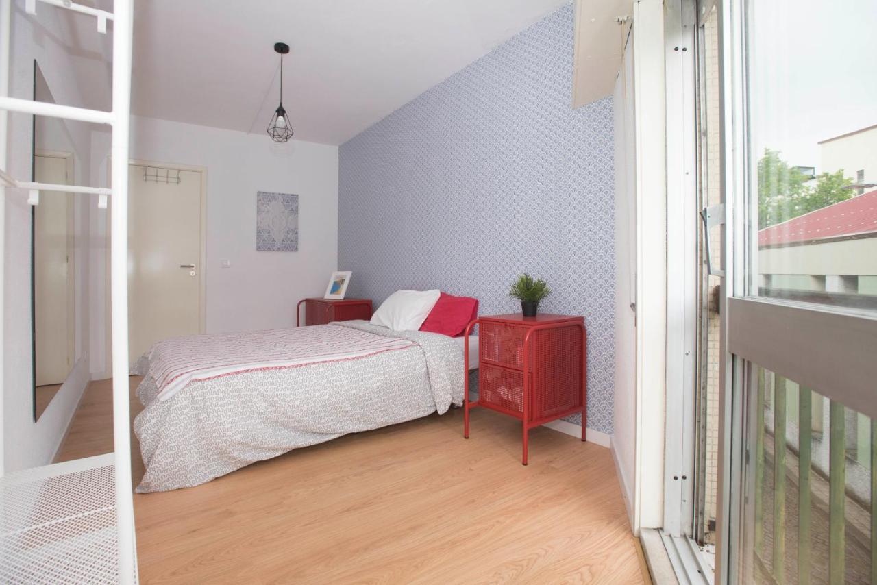 Travel & Live Marques Hostel Porto Exterior photo