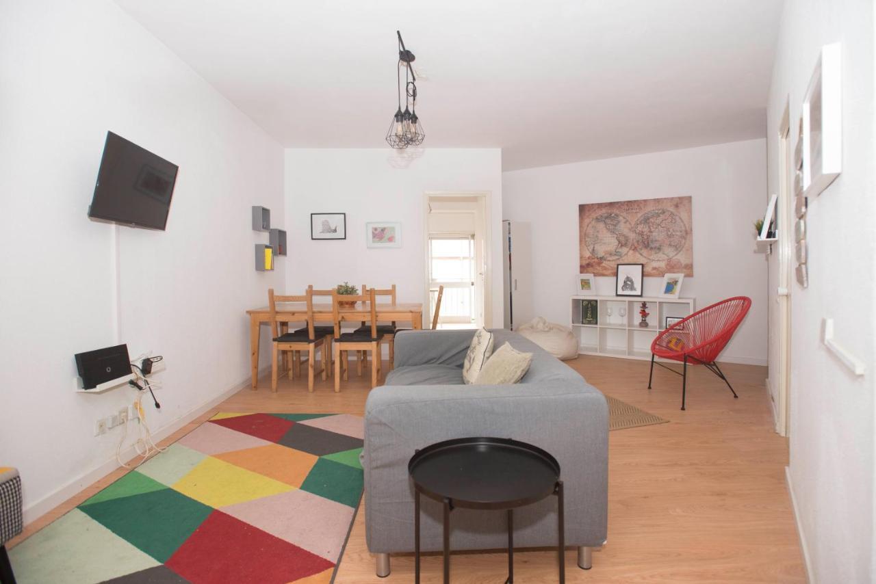 Travel & Live Marques Hostel Porto Exterior photo